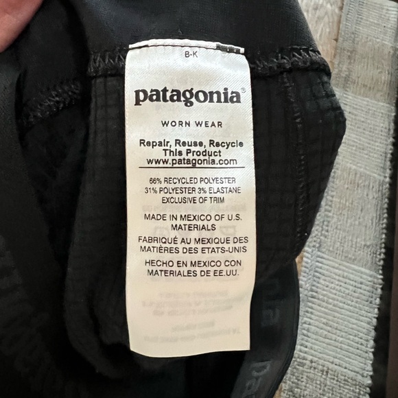 Patagonia mid weight capilene base layer size medium women’s like new! Thermal. - Picture 2 of 6